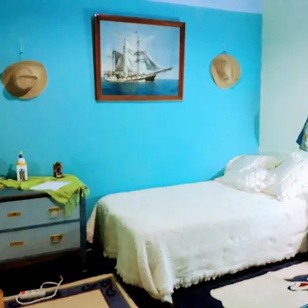 Al-almada-2 Habitación en casa particular *